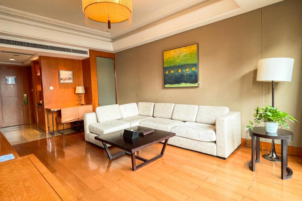 Holiday Inn Hangzhou Cbd By Ihg Exterior photo